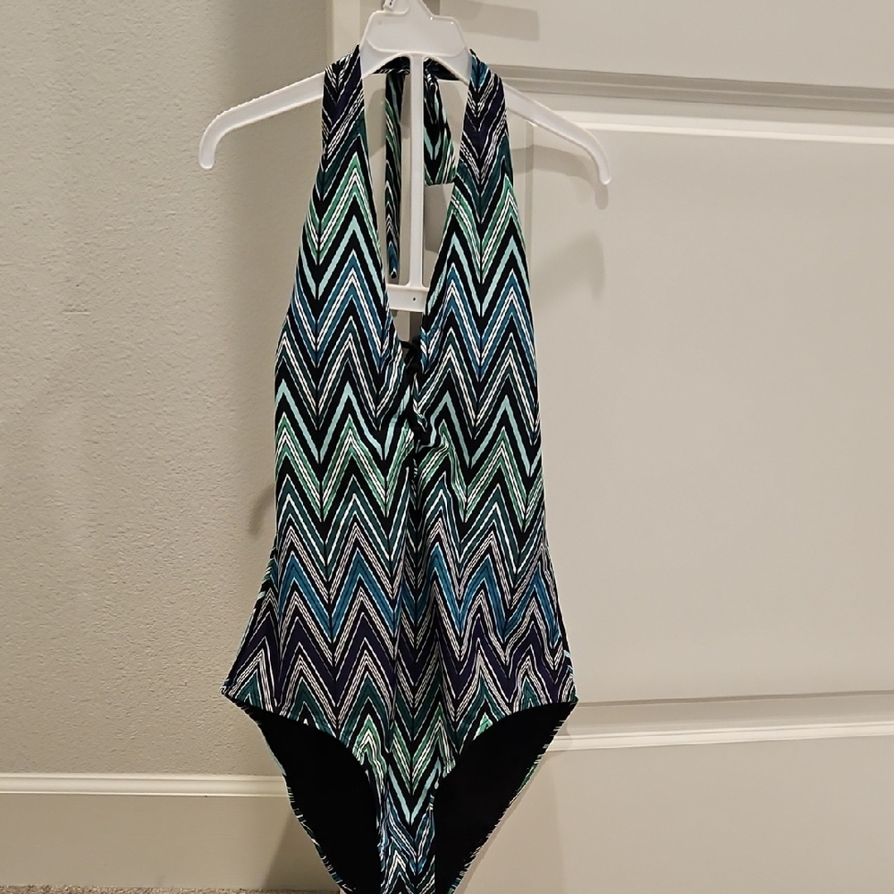 Chevron Pattern Halter Swimsuit